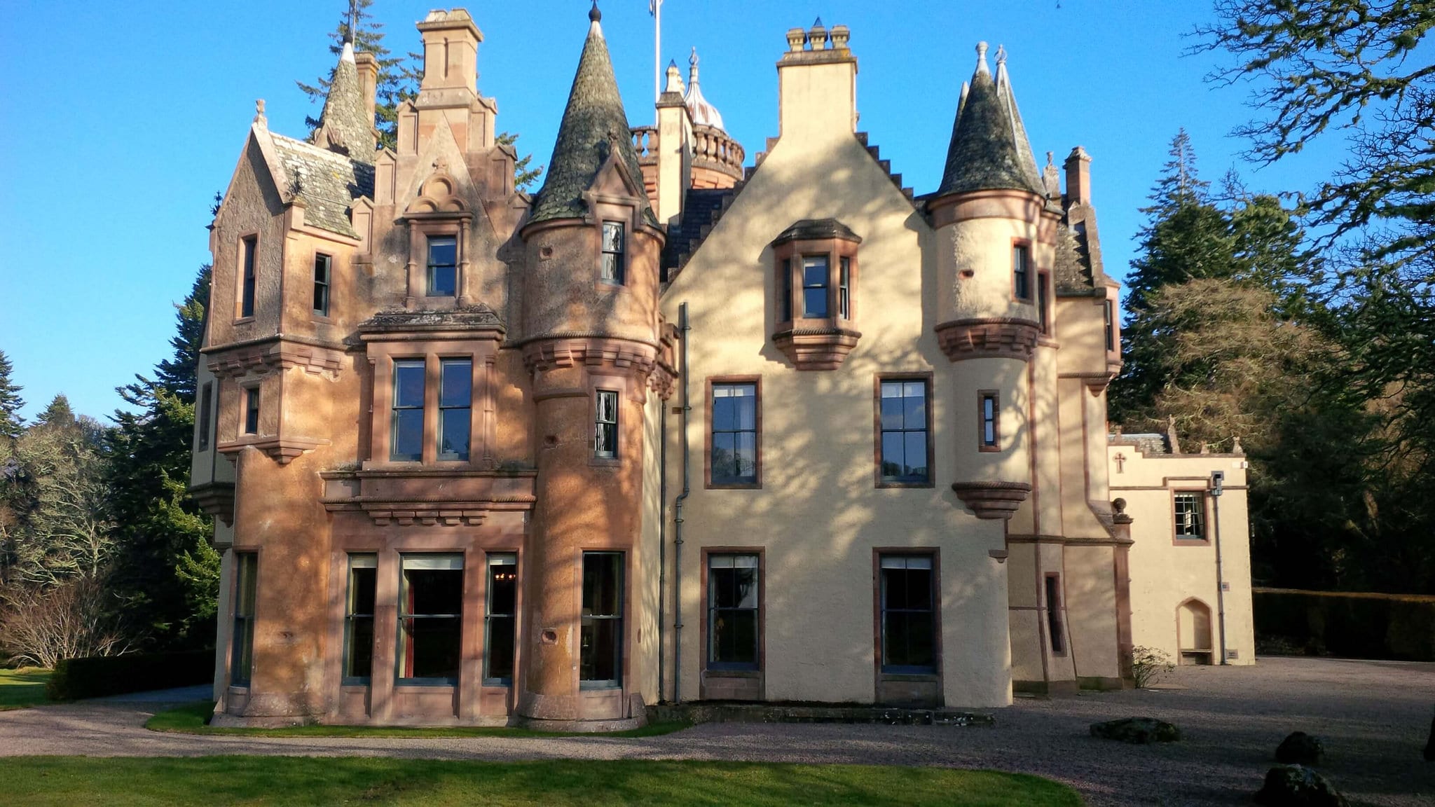 Luxury castle