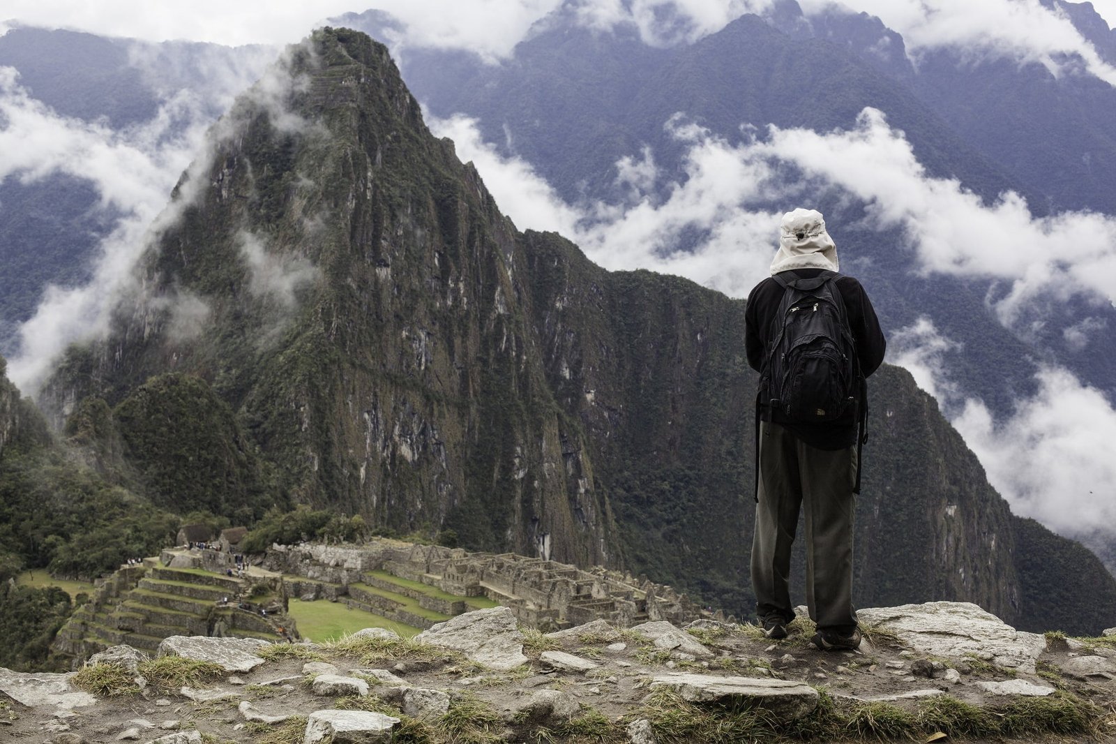 Machu Picchu cliff
